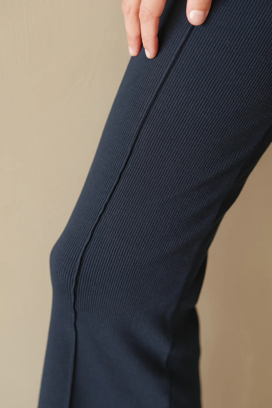 The Rib Kick Flare | Navy