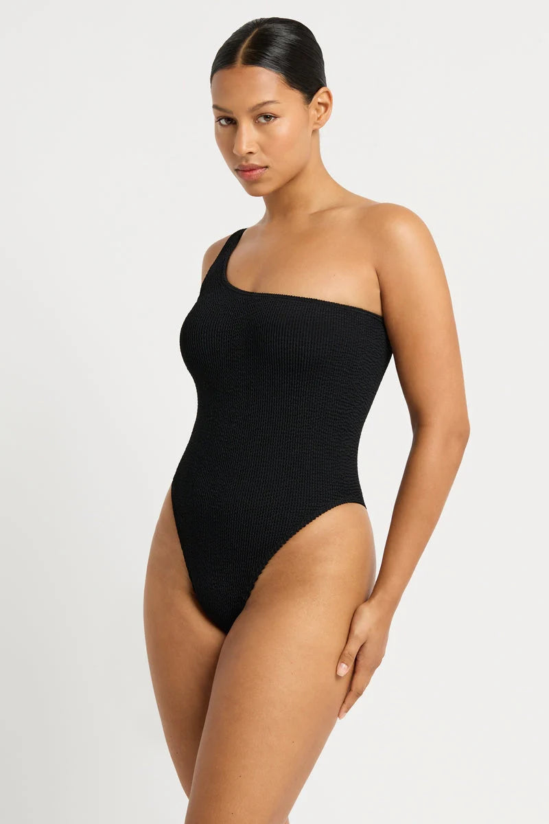 Oscar One Piece- Black Eco