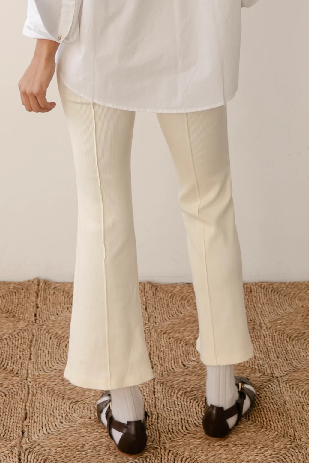 The Rib Kick Flare | Creme