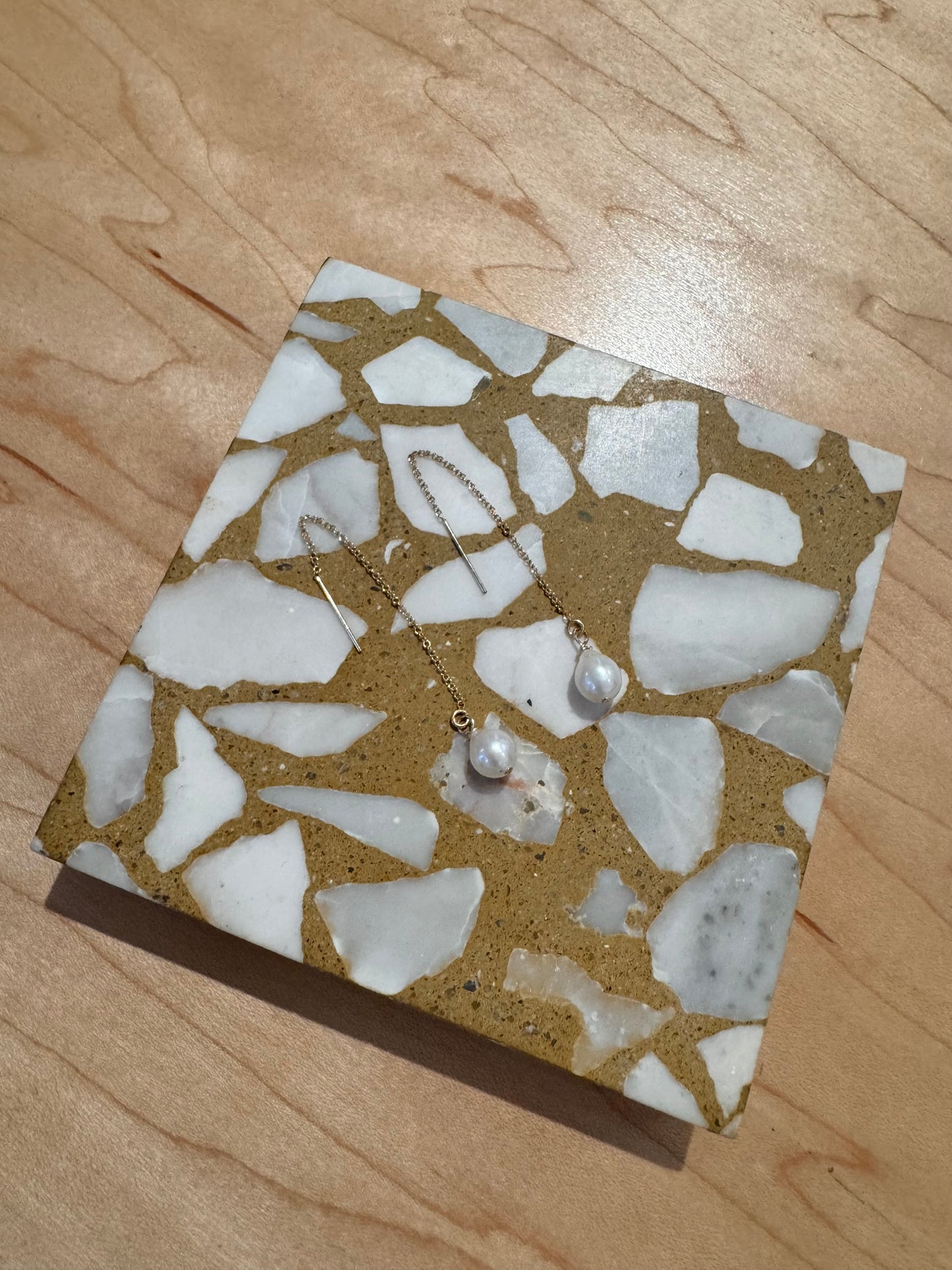 White Keshi threaders