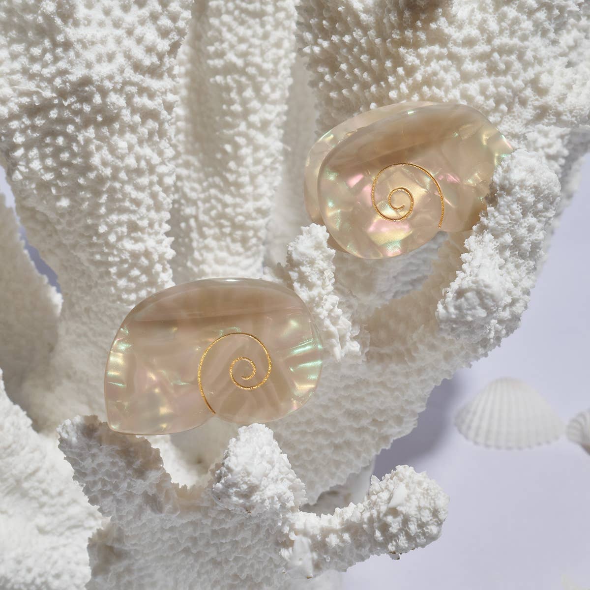WINONA IRENE - Siren Claw - Sea Shell Acetate Mermaid Hair Clip