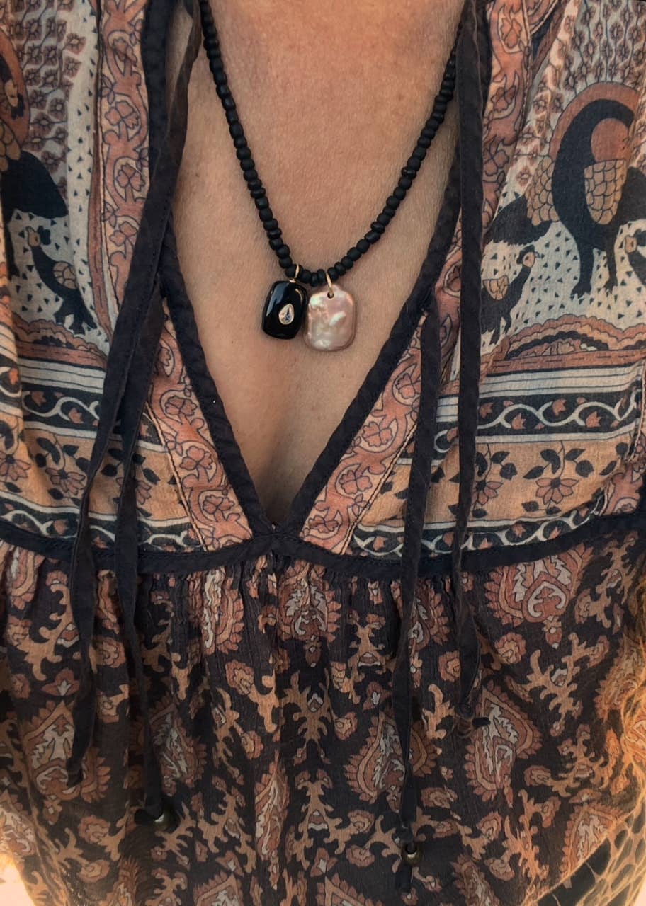 Heather Kahn - Pearl Noir Necklace