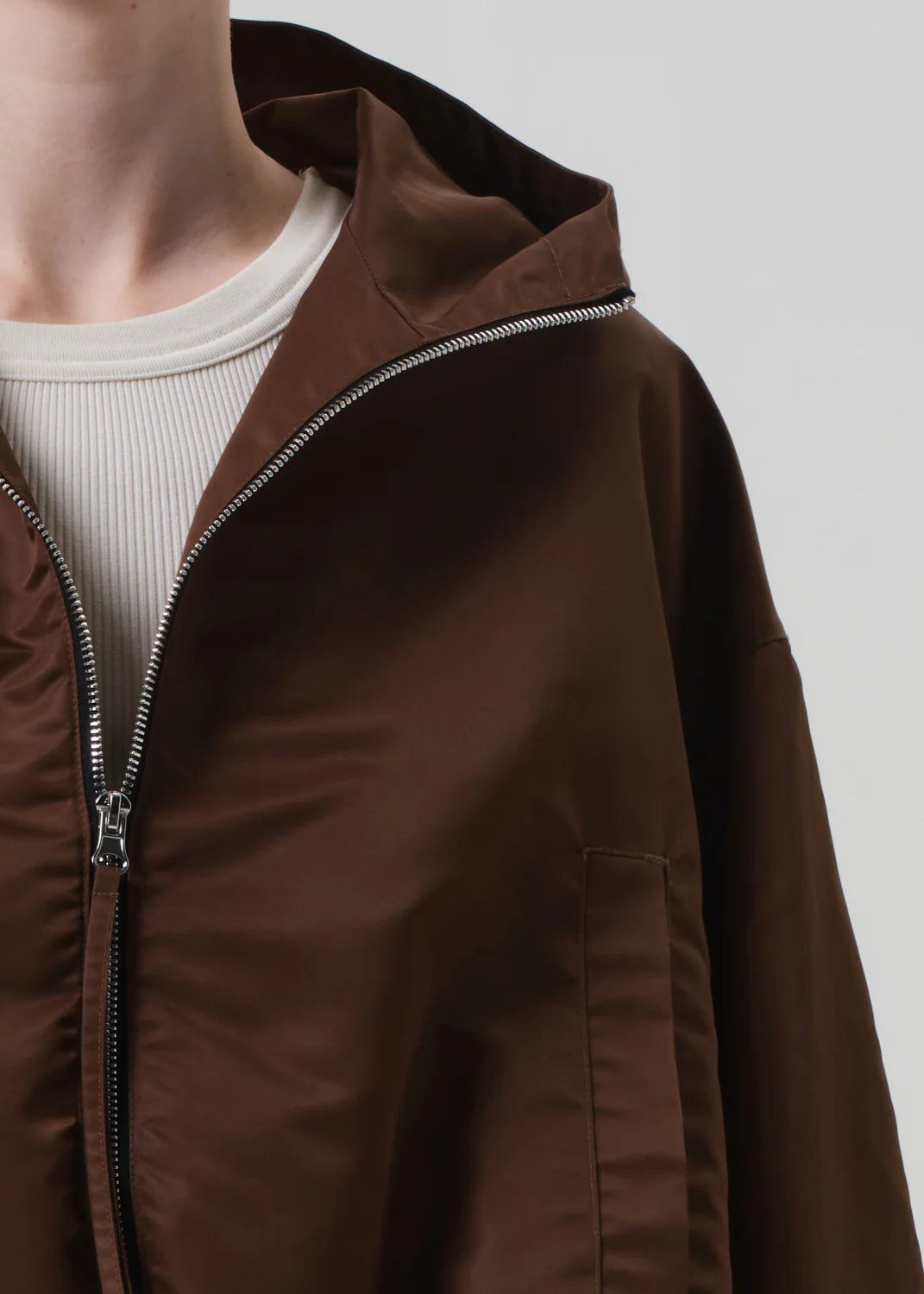 CROPPED NYLON WINDBREAKER IN BROWN