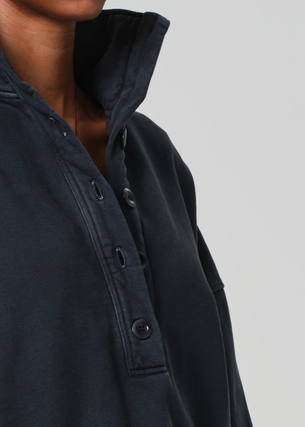 MIRELLE FUNNEL NECK | CHARCOAL