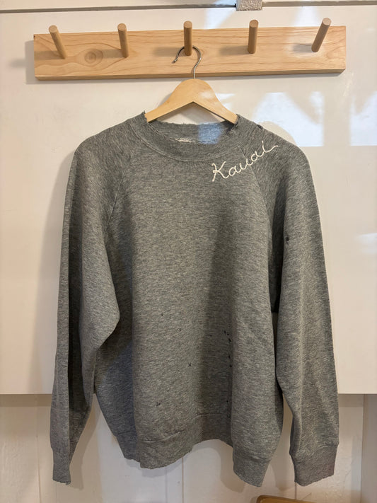Kauai Embroidered Vintage Sweatshirts | Earth