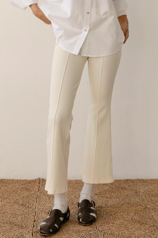 The Rib Kick Flare | Creme