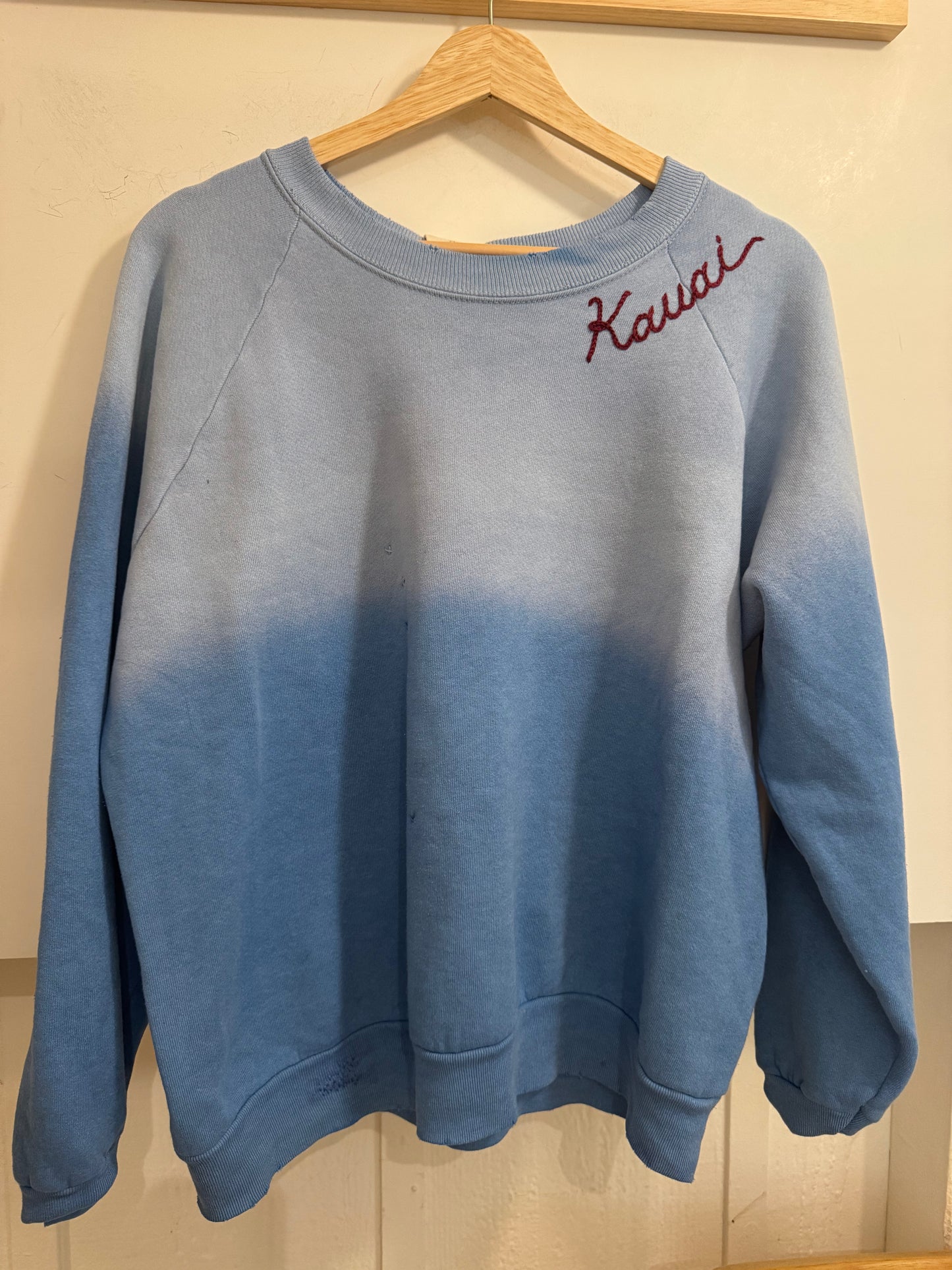 Vintage Kauai Embroidered Sweatshirts | Fall