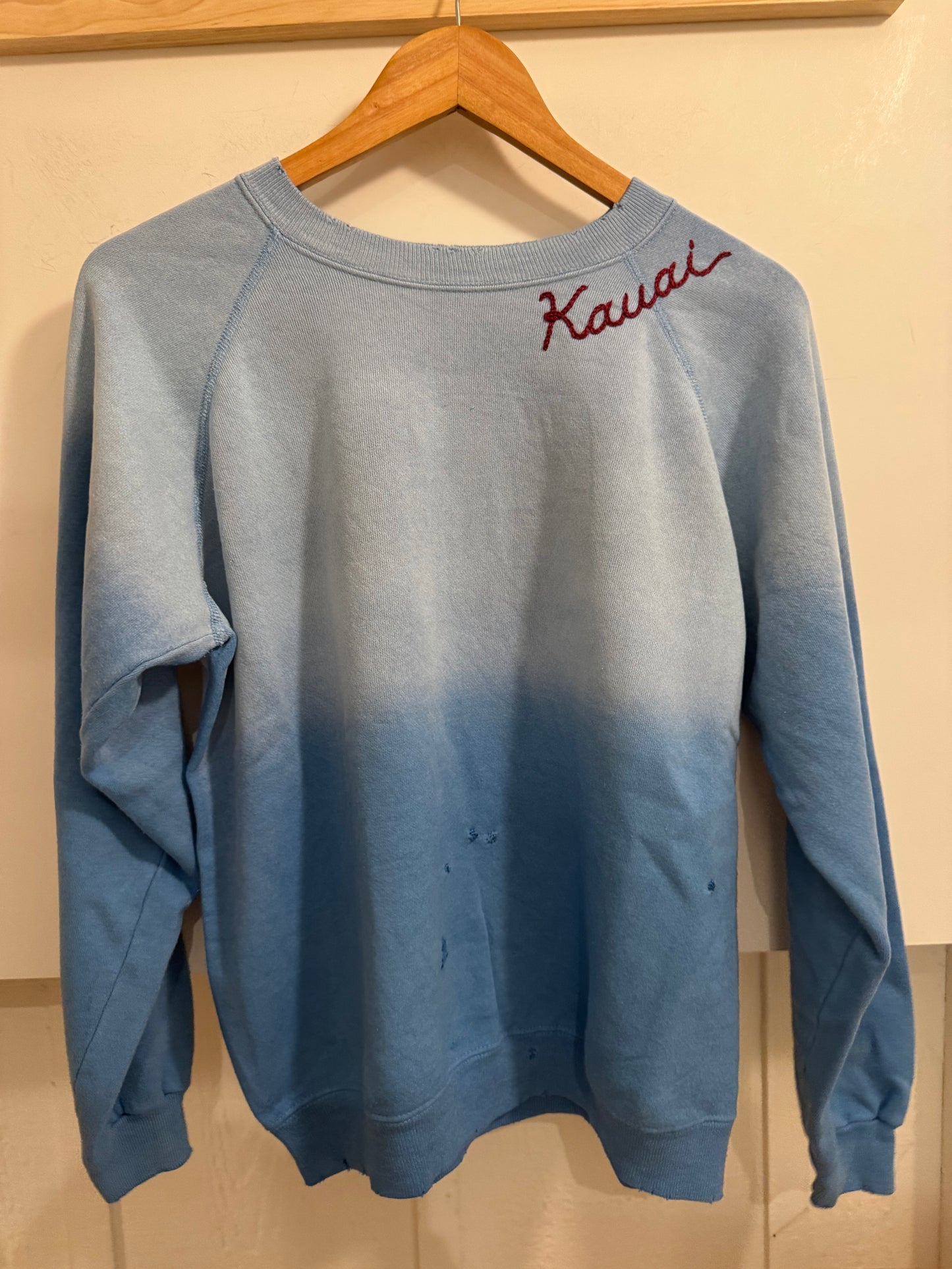 Vintage Kauai Embroidered Sweatshirts | Fall