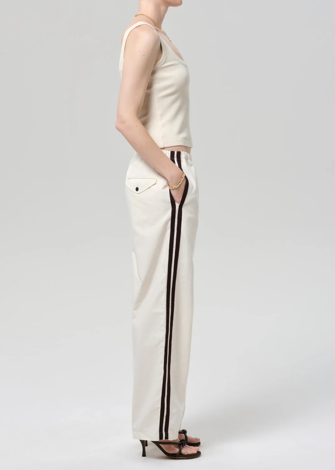 Aurora Track Pant
In Cream
