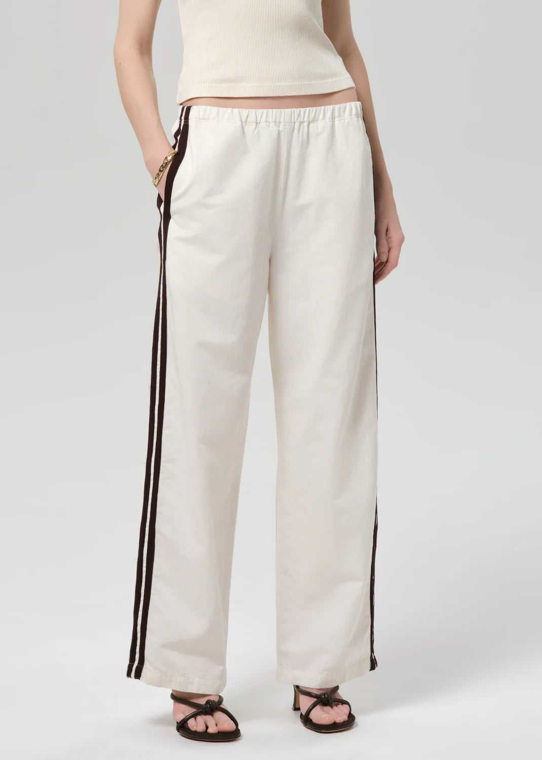 Aurora Track Pant
In Cream