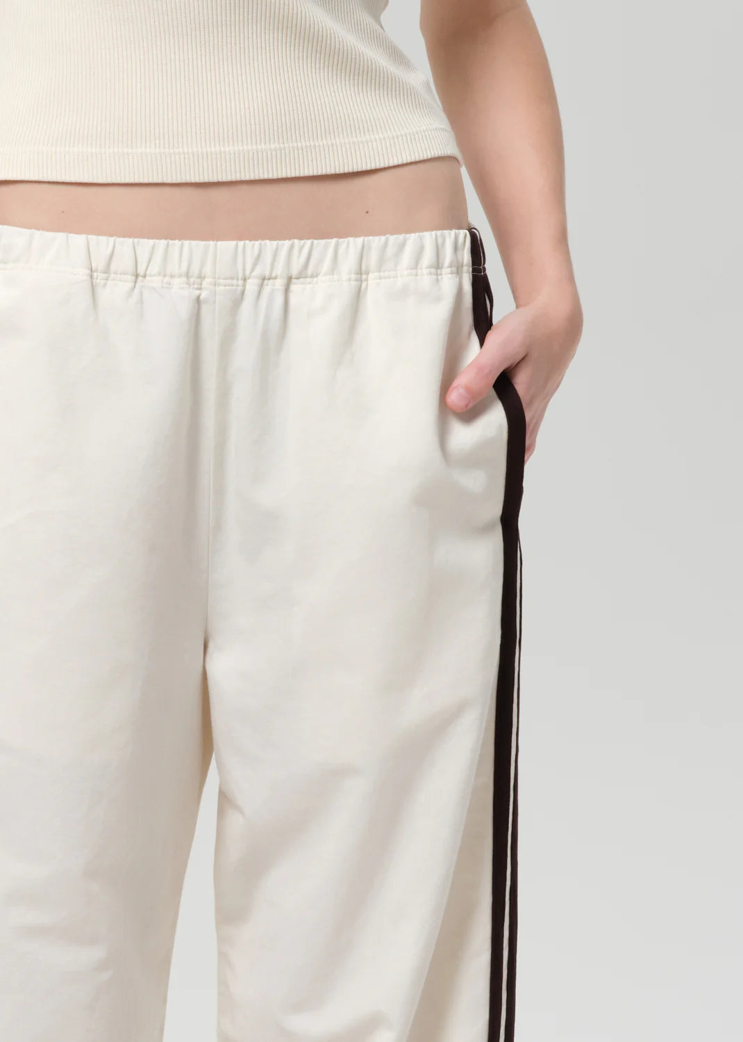 Aurora Track Pant
In Cream