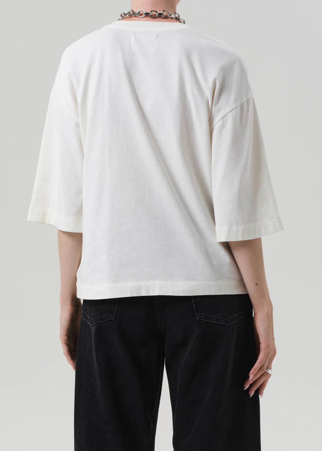Amelia Tee
In Pashmina