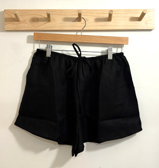 Faye Short | Black