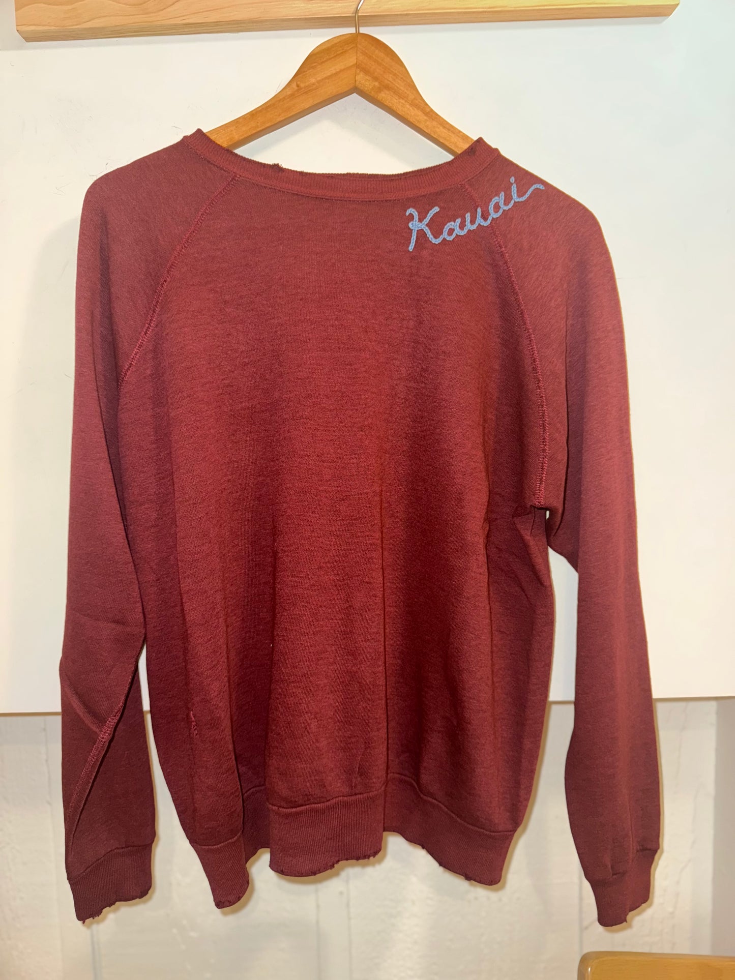 Vintage Kauai Embroidered Sweatshirts | Fall