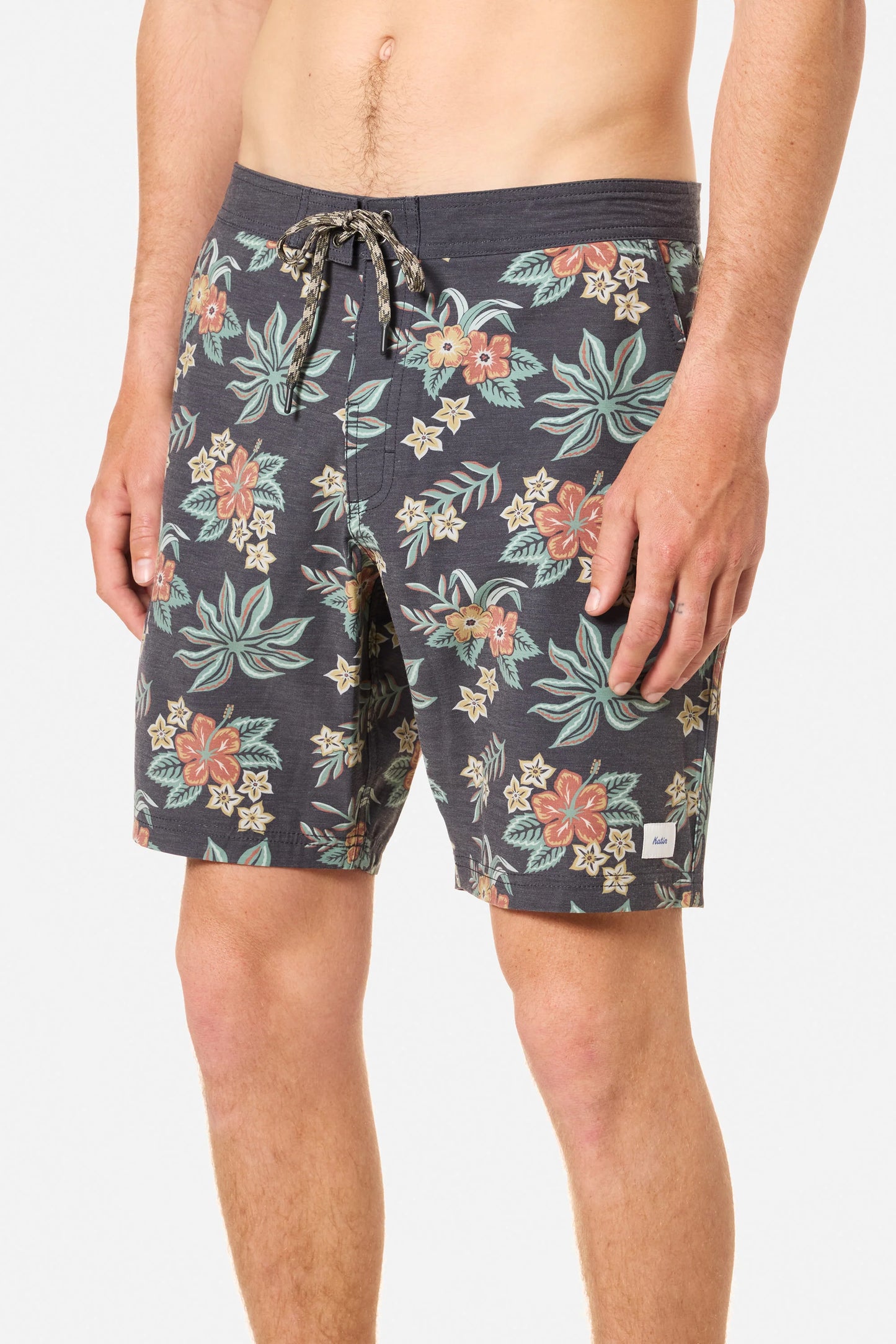 Benji Hybrid Short | Black Wash