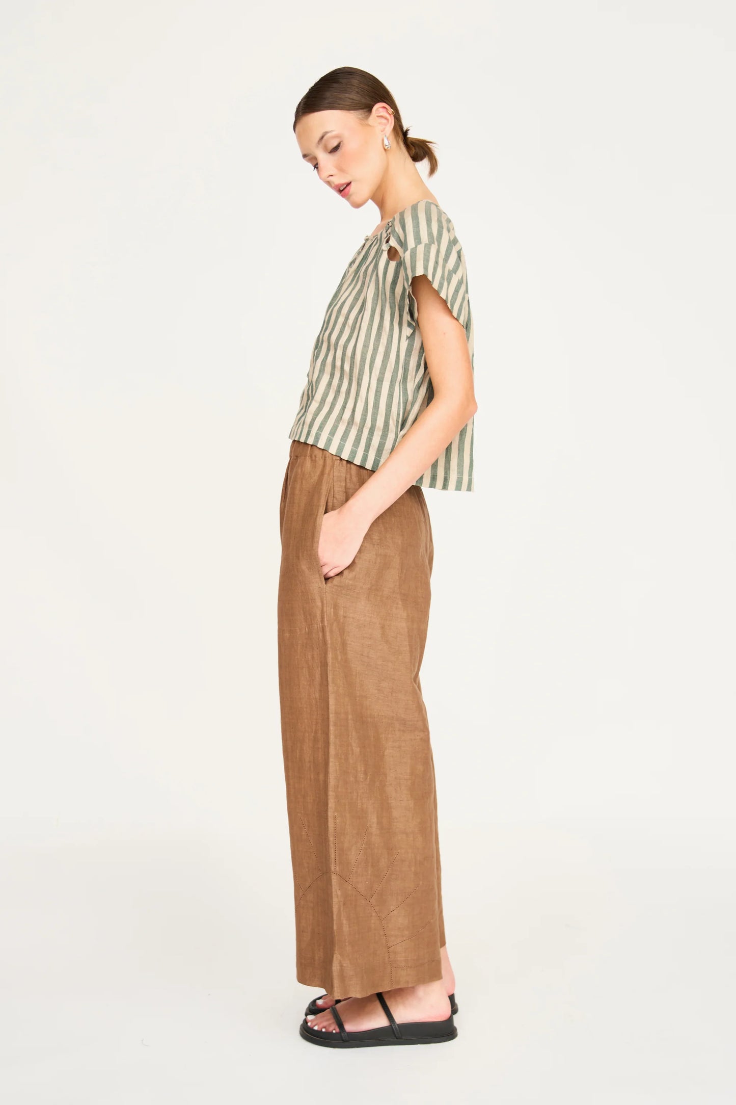 MERIDA CUTOUT TOP | SAFARI STRIPE