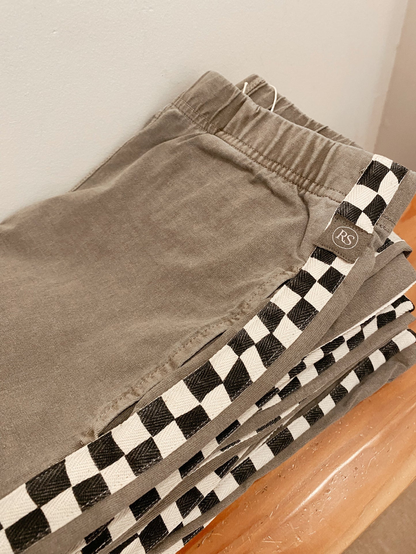 Slater Checkerboard Pant | Olive