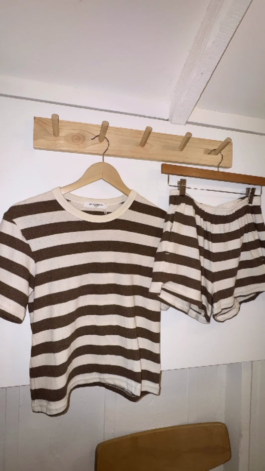 BRUSHED RUGBY SS STRIPE TEE SHIRT | MOCHA/NATURAL STRIPE