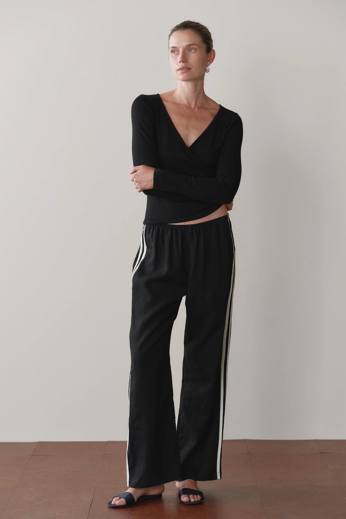 The Linen Crop Racer Stripe Pant | Jet
